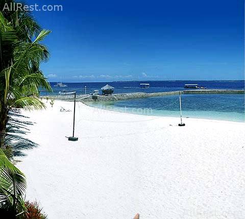 Costabella Tropical Beach Resort 10